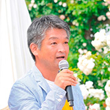 小山内健さん (ローズソムリエ、NHK「趣味の園芸」講師)