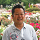 河合伸志さん (バラ育種家、NHK「趣味の園芸」講師)