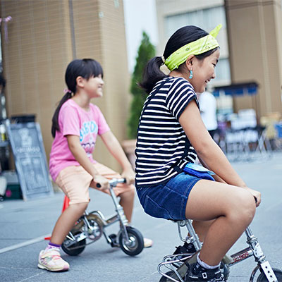 子どもと大人のガチンコ勝負！親子で楽しいミニチャリ体験