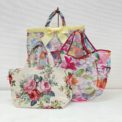 2,000円以上のバッグ・ポーチ